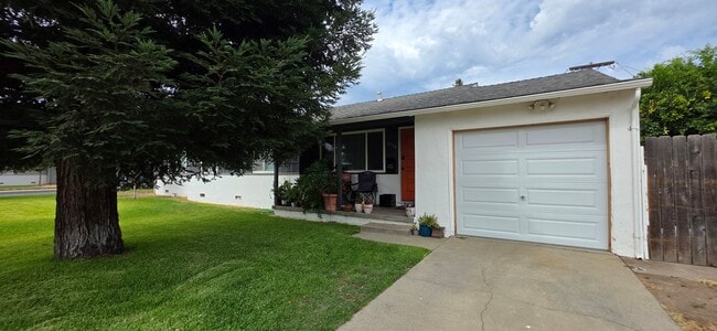property at 1021 Buckeye Dr