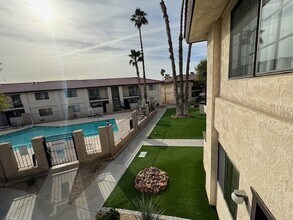 1190 Ramar Rd, Unit 28 in Bullhead City, AZ - Foto de edificio - Building Photo