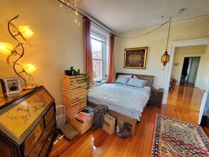 21 Herrick Rd in Newton, MA - Building Photo - Building Photo