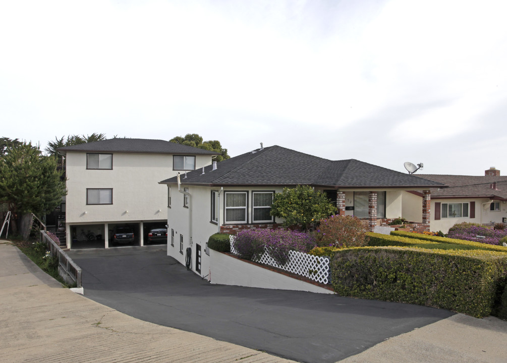 172 Seeno St in Monterey, CA - Foto de edificio