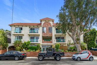 2721 6th St in Santa Monica, CA - Building Photo - Building Photo