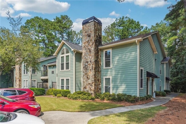4105 Canyon Point Cir in Roswell, GA - Building Photo - Building Photo