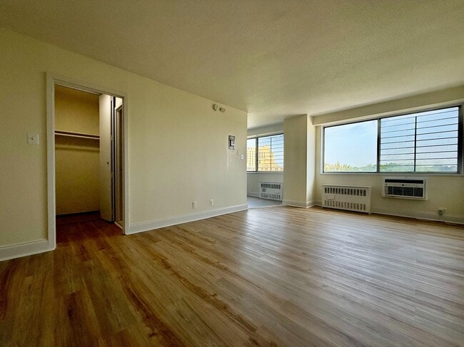 property at 40 E Sidney Ave