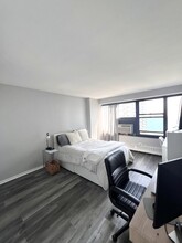 6030 N Sheridan Rd, Unit 14 in Chicago, IL - Building Photo - Building Photo