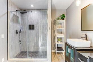 290 Elvado Way in San Diego, CA - Building Photo - Building Photo