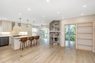 4777 Duhme Rd in St. Petersburg, FL - Building Photo - Building Photo