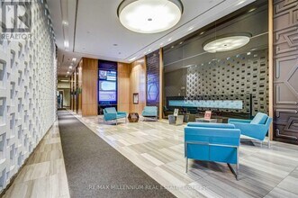 36 Park Lawn Rd in Toronto, ON - Building Photo - Building Photo