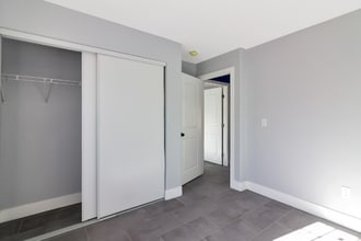 2518 N McCarran St in North Las Vegas, NV - Building Photo - Building Photo