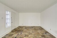 2418 Mimosa Dr photo'