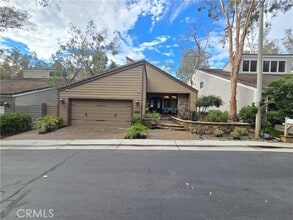24832 Forest Knoll Ln in Lake Forest, CA - Building Photo - Building Photo