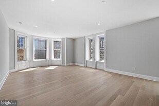 200 S Broad St in Philadelphia, PA - Building Photo