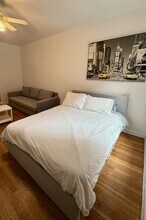 1545 1st Ave in New York, NY - Building Photo - Building Photo