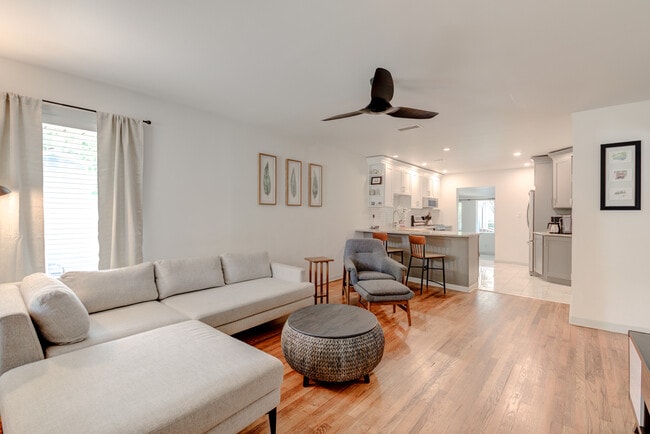property at 1506 Brentwood St