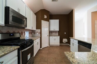3211 Farrel Hill St in Fresno, TX - Building Photo - Building Photo