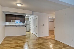 3002 N Crestline St in Spokane, WA - Building Photo