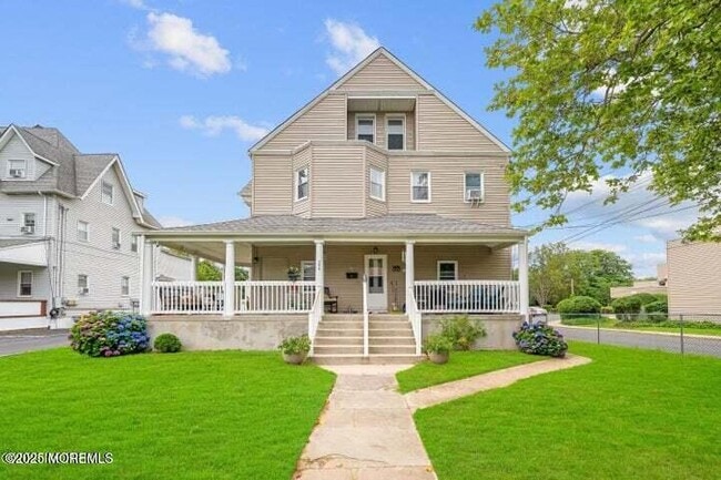 property at 171 Lincoln Ave