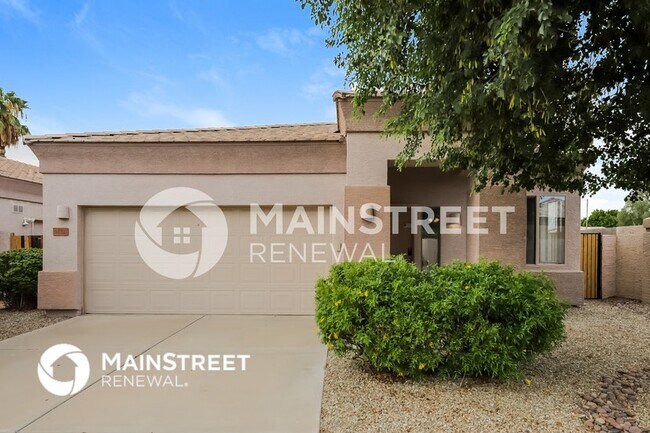 6332 W Pontiac Dr in Glendale, AZ - Building Photo - Building Photo