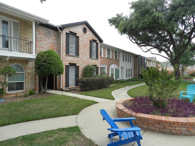 14309 Misty Meadow Ln in Houston, TX - Building Photo - Building Photo