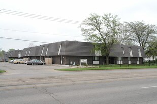 Paige Place Apartments in Wichita, KS - Building Photo