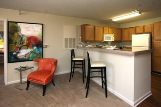 Legacy at Friendly Manor in Greensboro, NC - Building Photo - Building Photo