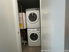 152 Liverpool St in Boston, MA - Foto de edificio - Building Photo