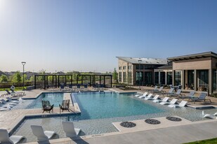 MAA Windmill Hill in Georgetown, TX - Building Photo