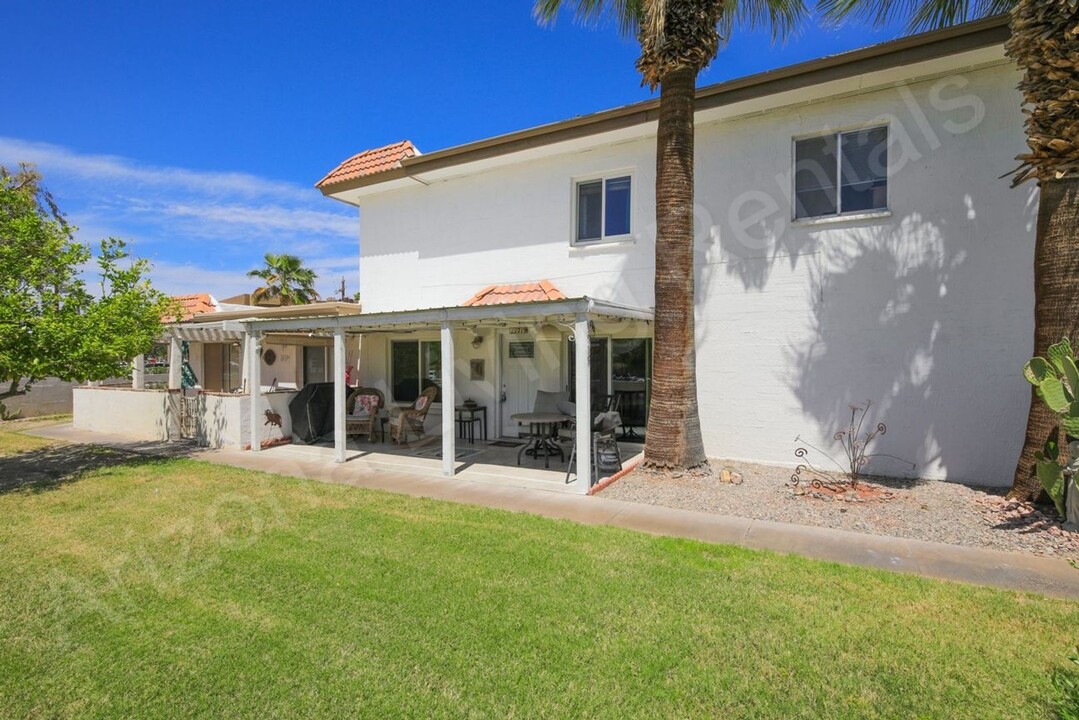 1719 Los Lagos Dr in Lake Havasu City, AZ - Building Photo