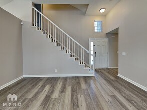 6216 Rocky Top Dr, Unit 1 in Nashville, TN - Foto de edificio - Building Photo