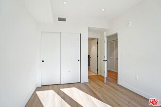 1110 Spaulding Ave in Los Angeles, CA - Foto de edificio - Building Photo