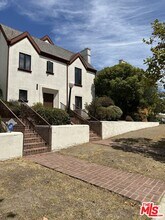 4801 W 8th St in Los Angeles, CA - Building Photo - Building Photo