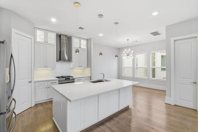 property at 1716 Ovid St