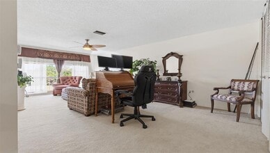 2700 Bayshore Blvd in Dunedin, FL - Building Photo - Building Photo