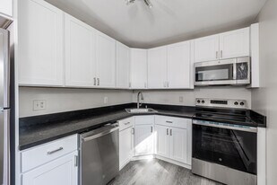 Westphal Apartments in West Hartford, CT - Building Photo