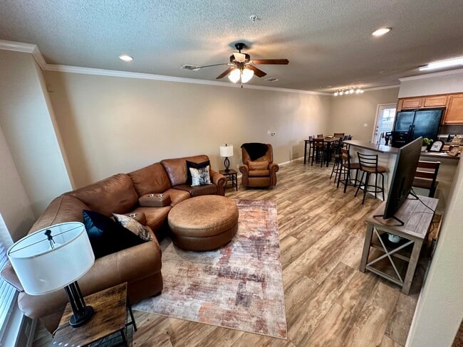 2108 Main St in Lubbock, TX - Building Photo - Building Photo