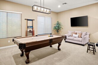 8429 W Northview Ave in Glendale, AZ - Building Photo - Building Photo