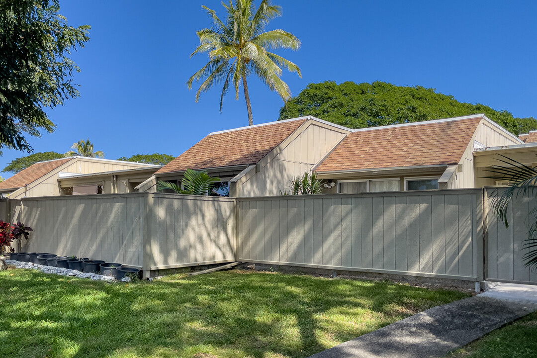 Yacht Club Knolls in Kaneohe, HI - Building Photo