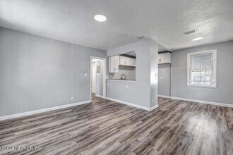 1804 Cleveland St in Jacksonville, FL - Building Photo - Building Photo