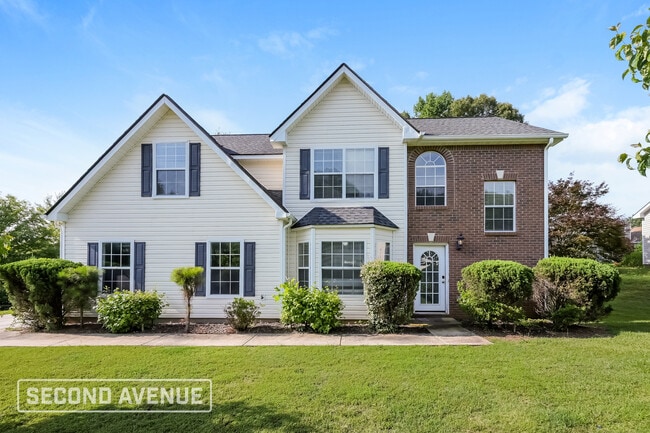 property at 2851 Knoll View Pl