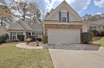 342 Hunterian Pl in Newnan, GA - Building Photo - Building Photo