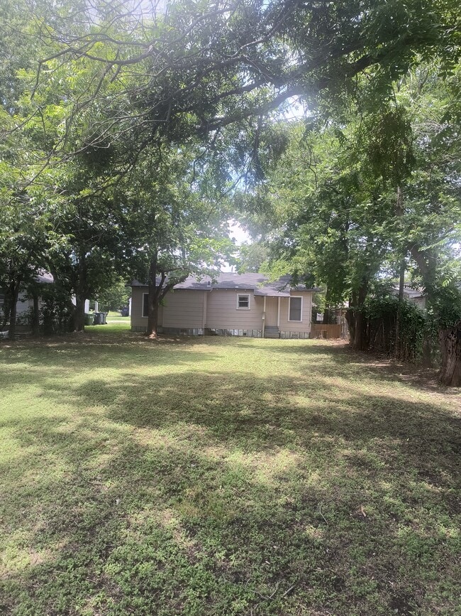 3607 N 22nd St in Waco, TX - Building Photo - Building Photo