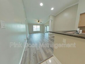 145 Long Leaf Pine Cir in Sanford, FL - Building Photo - Building Photo