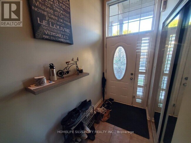 68 Lathbury St in Brampton, ON - Building Photo - Building Photo