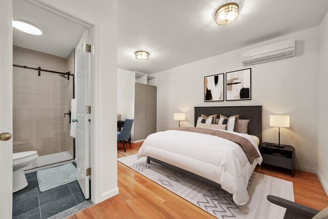 84 Neptune Ave in Jersey City, NJ - Building Photo - Building Photo