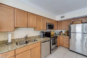 1222 Gordon Dr-Unit -5 in Naples, FL - Foto de edificio - Building Photo