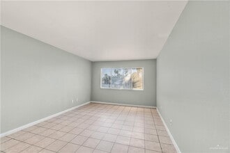 8 S Montevideo Ave in Edinburg, TX - Building Photo - Building Photo