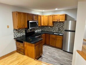 2518 Emerson Ave S, Unit 2518-09 in Minneapolis, MN - Building Photo - Building Photo