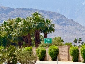 43155 Portola Ave in Palm Desert, CA - Building Photo - Building Photo