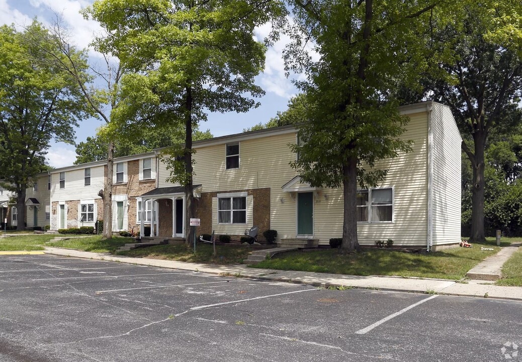 El Dorado Apartments in Indianapolis, IN - Foto de edificio