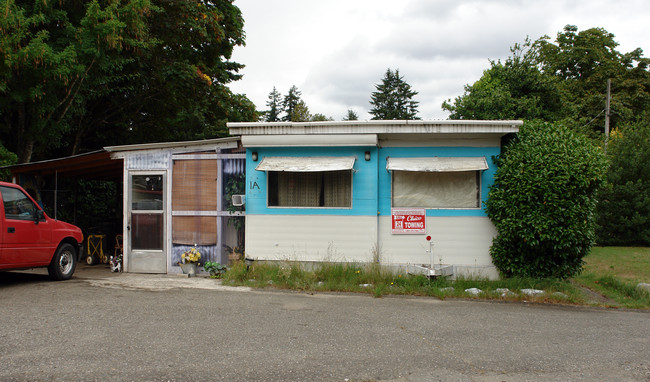 Northlake Mobile Home Park in Bremerton, WA - Building Photo - Building Photo