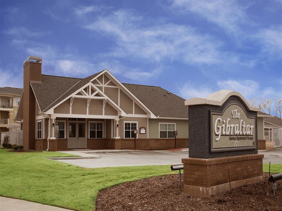 The Gibraltar Senior in Clute, TX - Building Photo